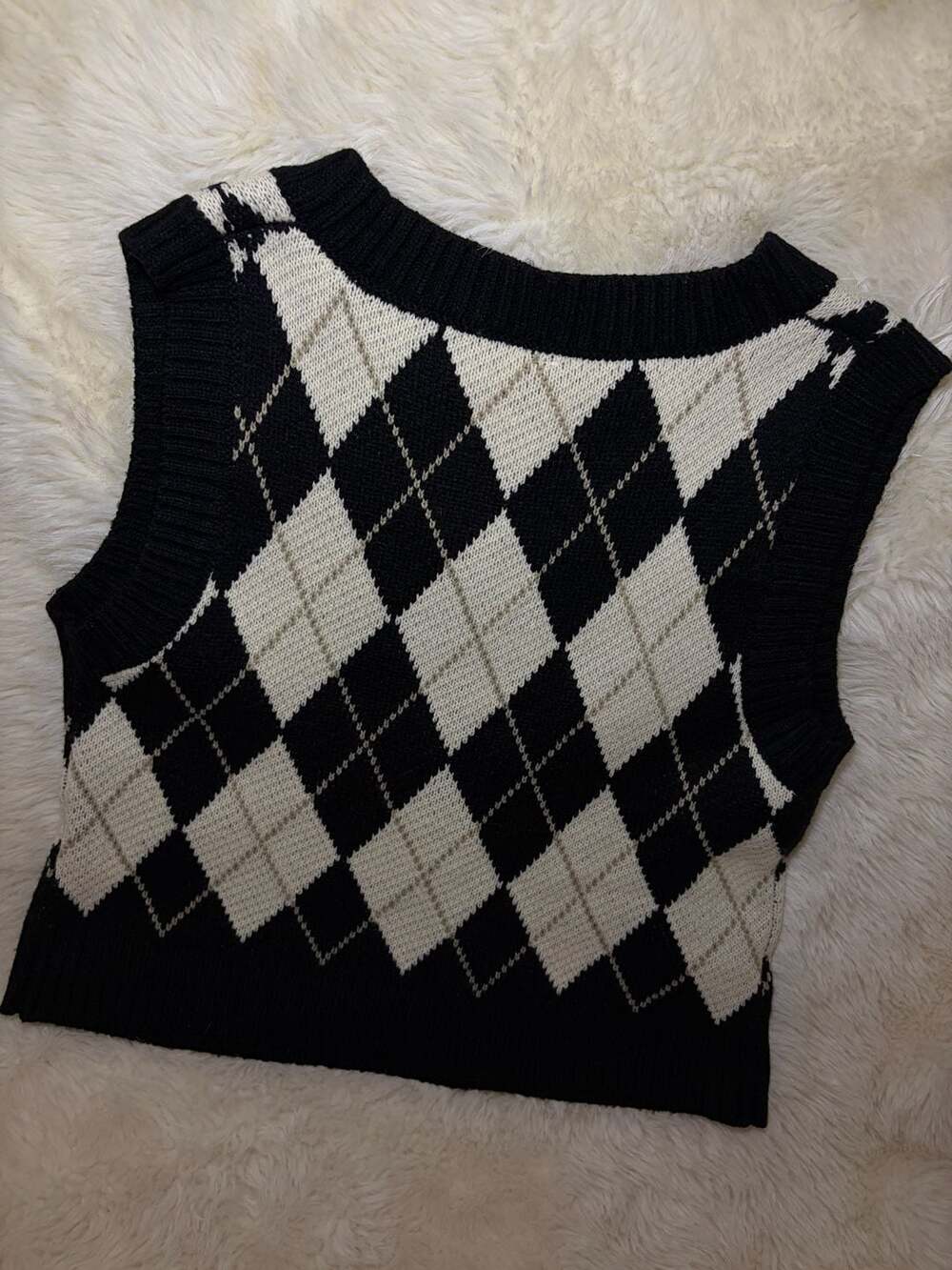 Unbranded Argyle Sweater Vest Size L Black White V-Neck Sleeveless